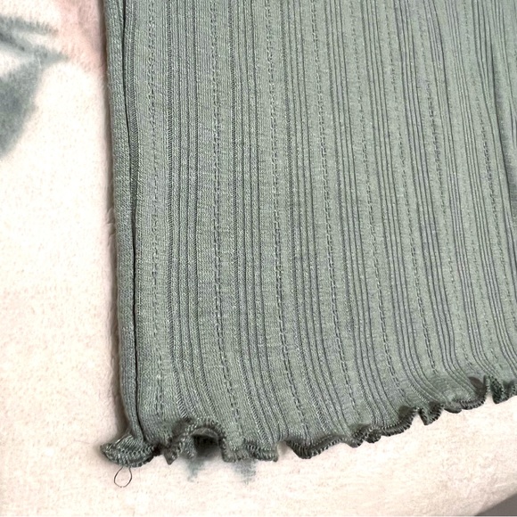 NWT pointelle top - Picture 3 of 5